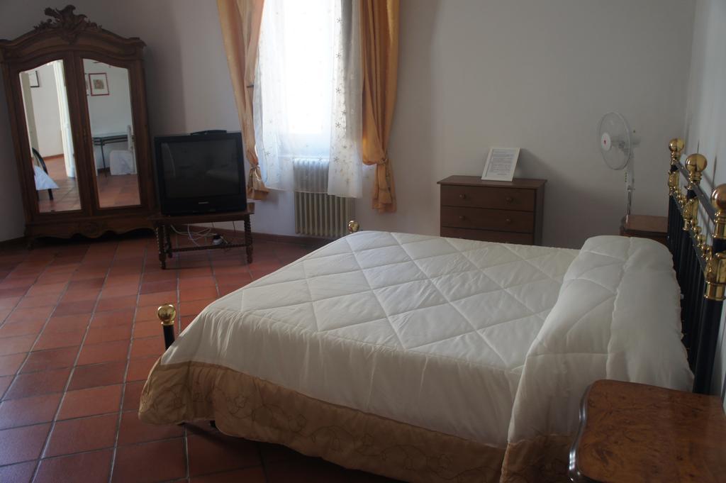 Villa Fiocchi كالتانيسيتا الغرفة الصورة
